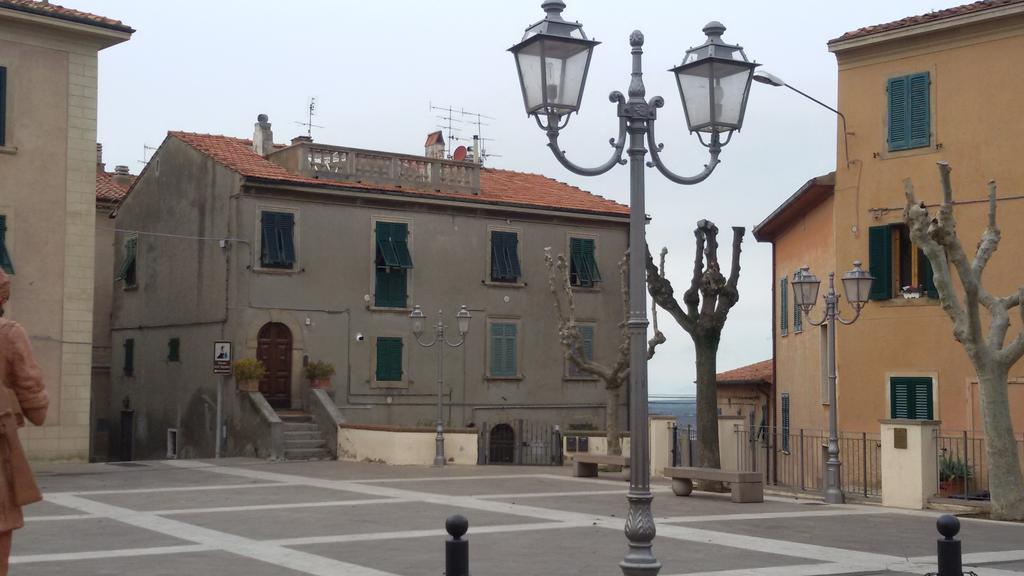 Appartement Abitare Il Borgo Piazza Del Popolo à Castagneto Carducci Extérieur photo